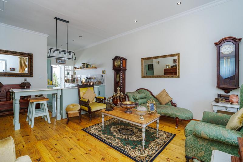 2 Bedroom Property for Sale in Harfield Village Western Cape